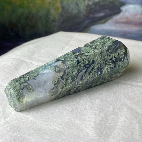 Moss Agate Wand with Druzy - Picture 6 of 6